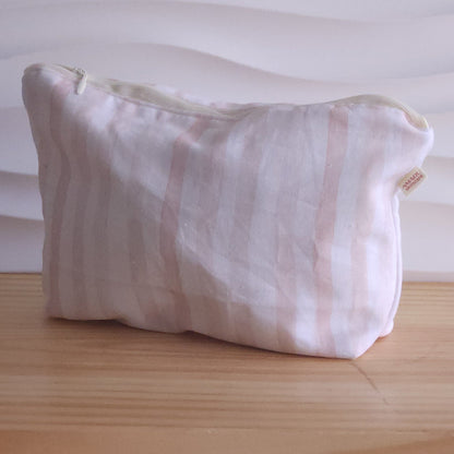 Set Explora | Cosmetiquero + serum + champú + acondicionador + scrunchie