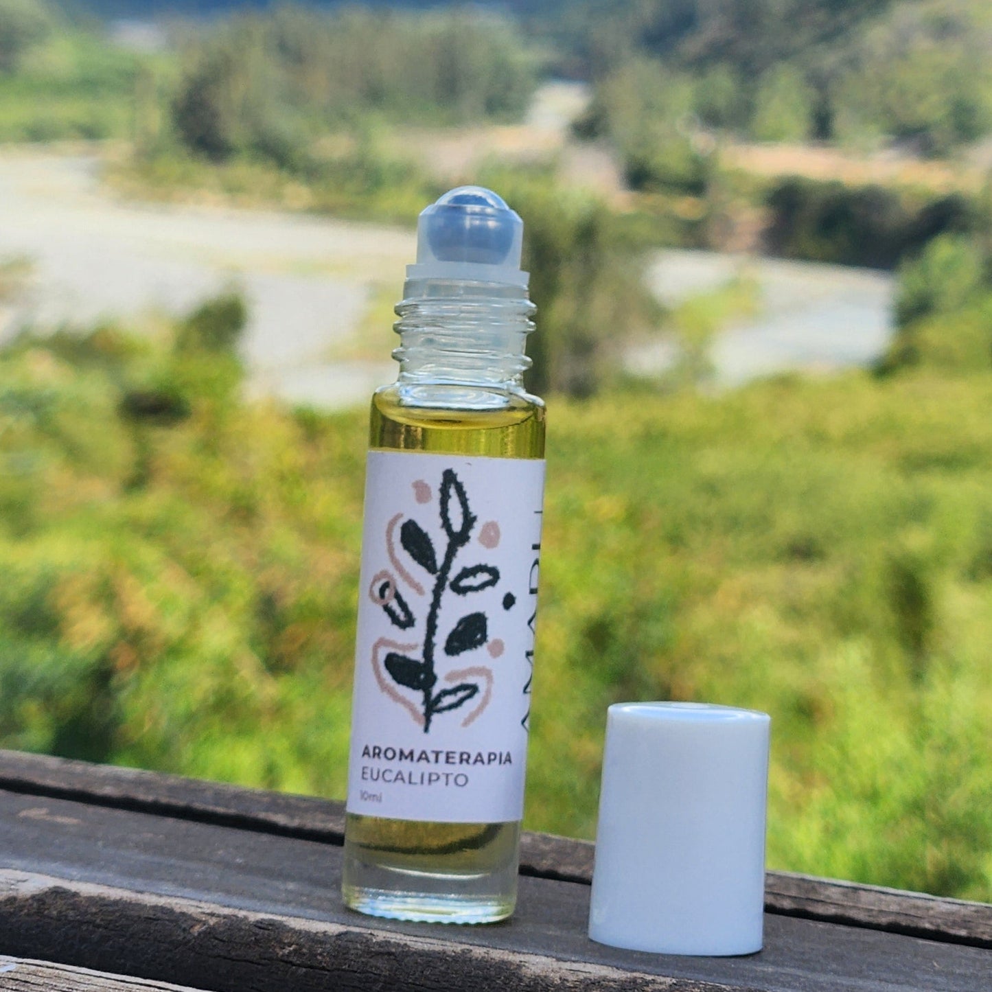 Aromaterapia en roll on eucalipto | Combate la congestión y repele mosquitos | 10 ml