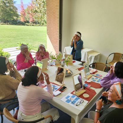 Taller yoga facial y vela de masaje